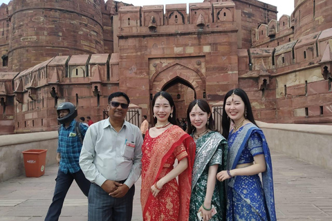 Same Day Taj Mahal & Agra Tour From Chennai w/ Return Flight Flight Tickets, Private Car, Guide, Lunch and Entry Tickets