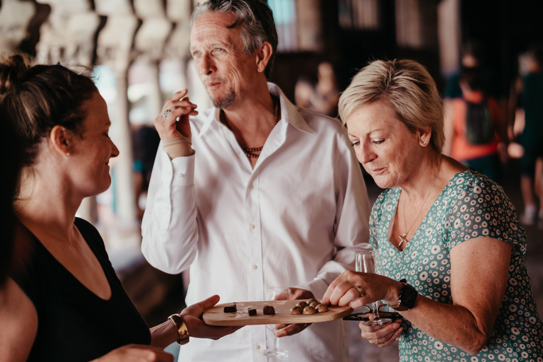 Albi: Tour gastronómico e pelo mercado com degustações e passeio histórico