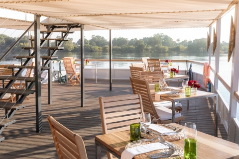 Cataratas Victoria: crucero con cena por el río Zambezi