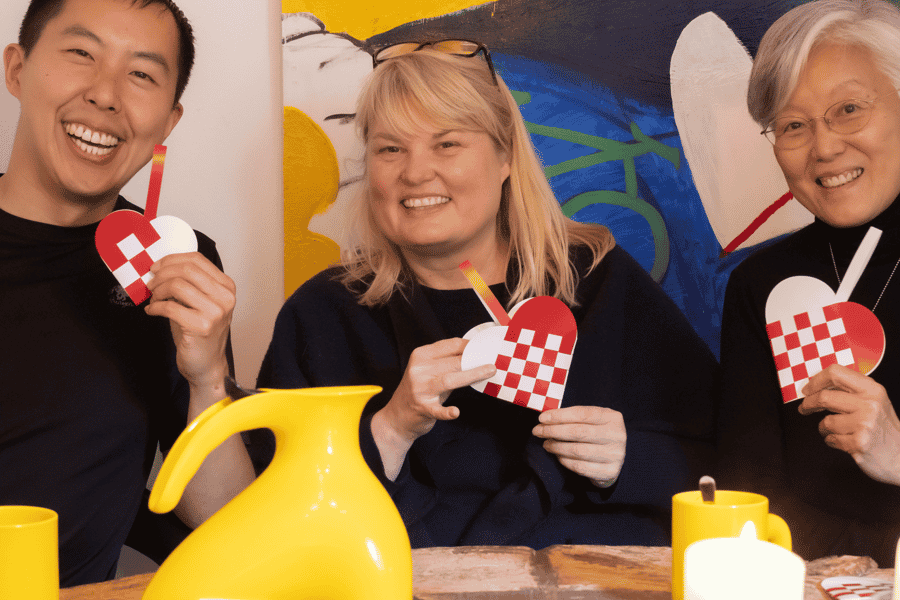 Kopenhagen: Papierherzen weben Aktivität. Foto: GetYourGuide