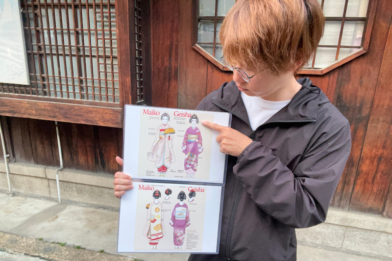 Kyoto : visite nocturne à pied du quartier de Gion pour 7 personnes maximumKyoto : visite en petit groupe du quartier de Gion à pied.