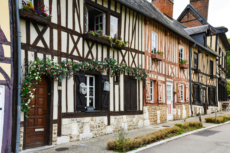 From Paris: Étretat Cliffs & Honfleur Port Full-Day Trip