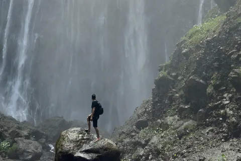 Vanuit Surabaya: Tumpak Sewu, Bromo, Ijen, Bali 4-daagse tour