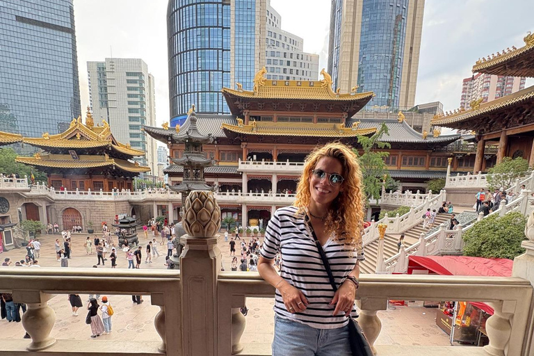 Shanghai: Jing'an Temple & Tech Robotics half-day Tour Shanghai: Jing'an Temple & Robotics Guided Tour