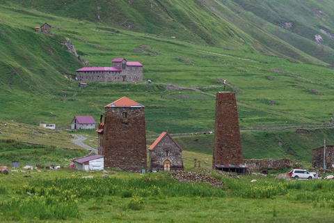 Tbilisi: Kazbegi Adventure With Overnight & Return Transfer