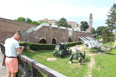 Belgrad: Stadt Highlights & Avala Berg Private Tour