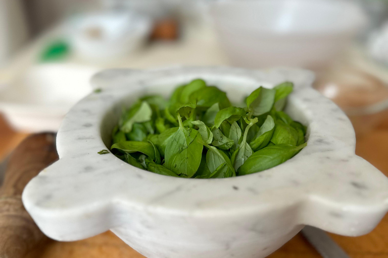 Genoa: Cooking Class Pesto, Gnocchi and Tiramisu with Tiziana
