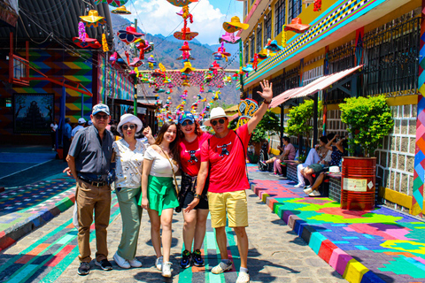 Depuis Antigua et retour : Explorez les villages du lac Atitlán