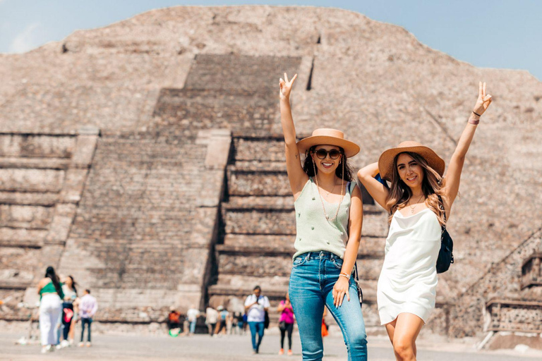 Mexico City: Teotihuacan Pyramids & Pre-Hispanic Cave