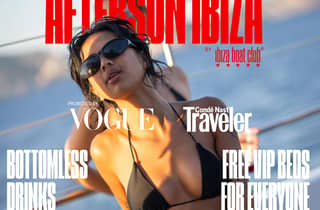 Ibiza: Festa in barca al tramonto all'Ibiza Boat Club con Open Bar