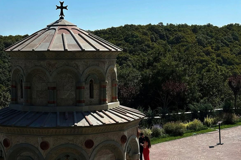 From Tbilisi: Kakheti Wine Tour with Bodbe & Sighnaghi
