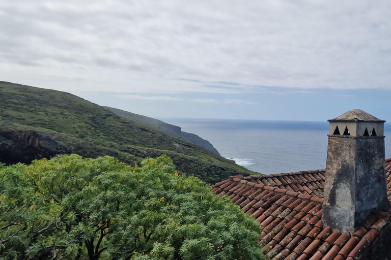 The Wildest Side of La Palma: Hiking into the Past in Garafía La Palma + Salvaje: A Journey into the Past amidst Remote Landscapes