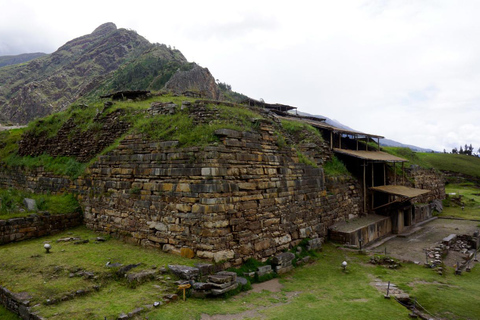 From Huaraz: Chavín de Huántar Full-Day Tour with Lunch