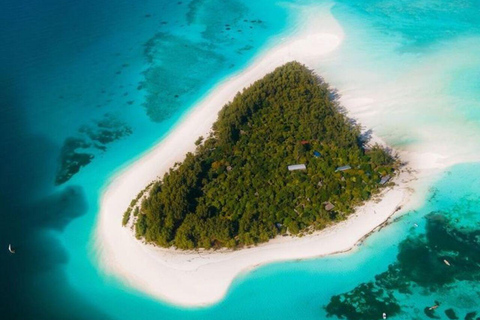 ZANZIBAR: Mnemba Island Snorkeling & Dolphin Tour with Lunch