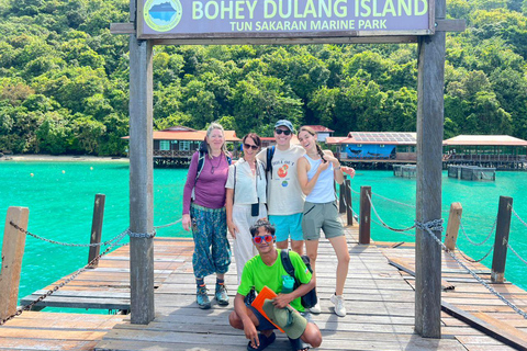 Semporna: Marine Park 3 Island Hike, Snorkel/Dive & lunch Semporna: Tun Sakaran Marine Park SCUBA DIVING