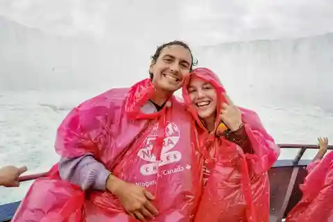 Toronto: Tour di un giorno alle Cascate del Niagara + opzione tour in battello