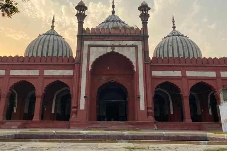 Old Delhi: van kruiden tot tuktuksSpice to Tuk-Tuk's: De ziel van het oude Delhi