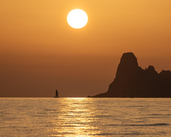 Ibiza: Private Sunset Sailing Charter Around Es Vedra