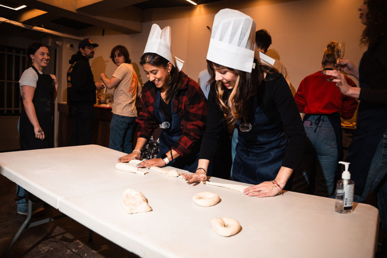 NYC: Bagel Baking Class with Award-Winning Baker (Midtown) NYC: Midtown Hands-On Bagel Baking Class