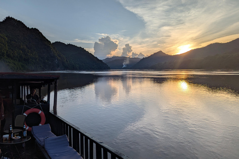 Luang Prabang: Afternoon Kuang Si Waterfalls &amp; Sunset Cruise