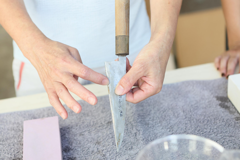 Whetstones Factory Tour and Knife Sharpening Experience