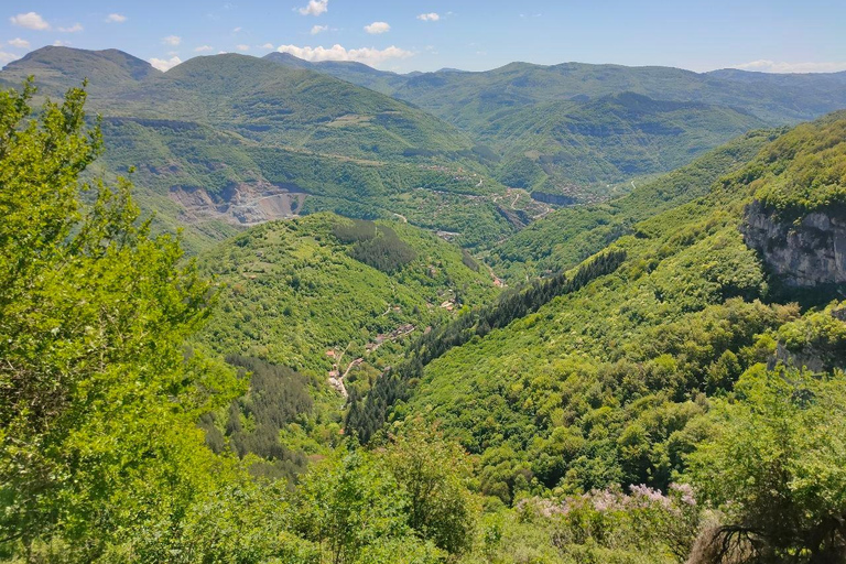 From Sofia: Iskar Gorge Hiking & Skaklya Waterfall Day Trip