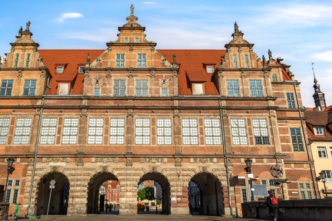 Gdańsk: Old Town & Basilica Tour with Optional Viewpoint Old Town Highlights & Basilica Tour with Viewpoint Tower