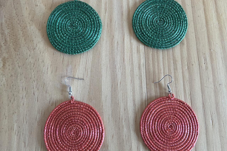 Kigali:Craft Workshop with Local Artisans and Souvenirs