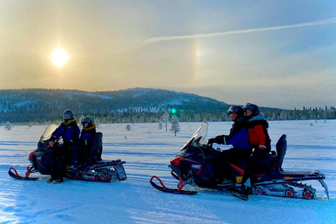 Pyhä: Forest Trails Snowmobile Safari Pyhätunturi: Forest Trails Snowmobile Safari