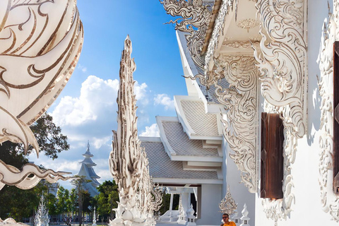 Chiang Mai to Chiang Rai Famous Temples Journey with Buffet Chiang Rai White,Blue,Black Temple+Buffet and Hotel Pick Up