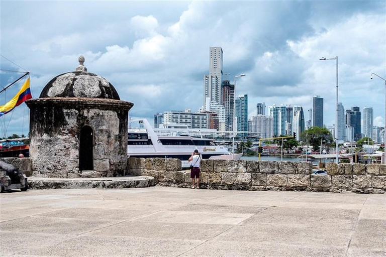 Carthagène : visite d'une demi-journée avec prise en charge à l'hôtelCartagena : visite guidée d'une demi-journée avec prise en charge à l'hôtel