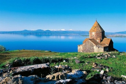 Private tour to Noratus, Hayravank, Lake Sevan, Sevanavank