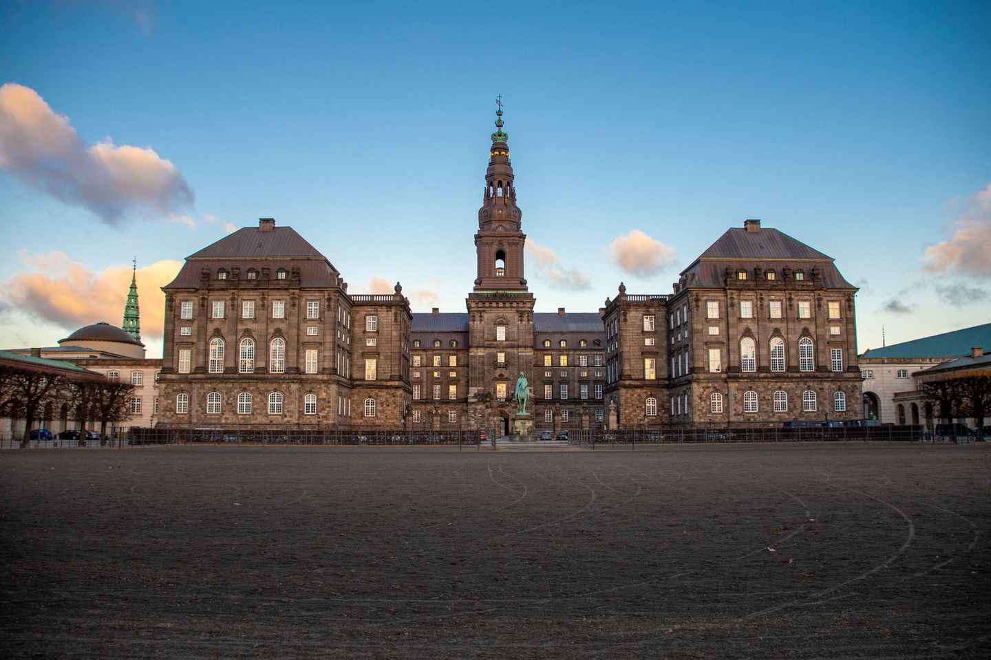 Copenhagen: Exclusive Shore Excursion by a Private Vehicle