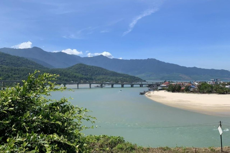 Von Hue nach Hoi An mit dem Privatwagen über den Hai Van Pass, die Goldene Brücke