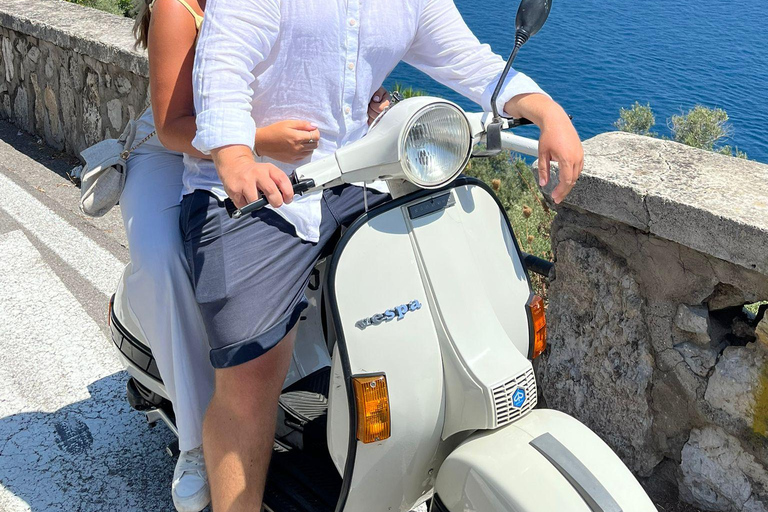 Sorrento Coast: Discover Hidden Gems by Vespa with a Buddy