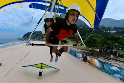 Rio de Janeiro: Unforgettable Hang Gliding Experience