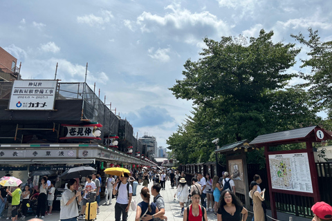 Tokyo : Visite d'Asakusa et du plus ancien temple de Tokyo, le Senso-jiTokyo : visite d'Asakusa et du plus ancien temple de Tokyo, le Senso-ji