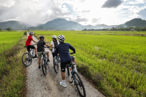 Langkawi: Jet Ski Island Hopping & Countryside Cycling Tour 2 Single Rider + 2 Bicycle Option