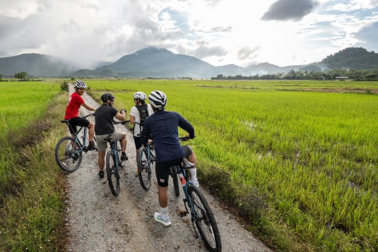 Langkawi: Jet Ski Island Hopping & Countryside Cycling Tour 2 Single Rider + 2 Bicycle Option