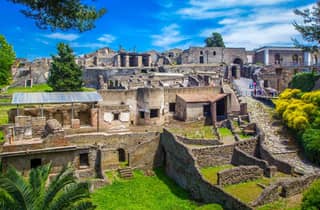 Ab Hafen von Salerno: Landausflug nach Pompeji & Sorrent