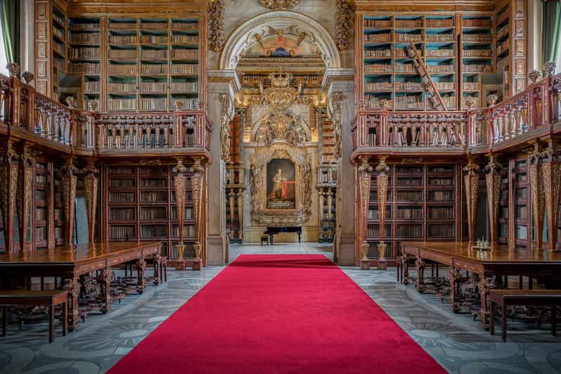 Coimbra: tour a piedi privato dell'Università di Coimbra con biglietti