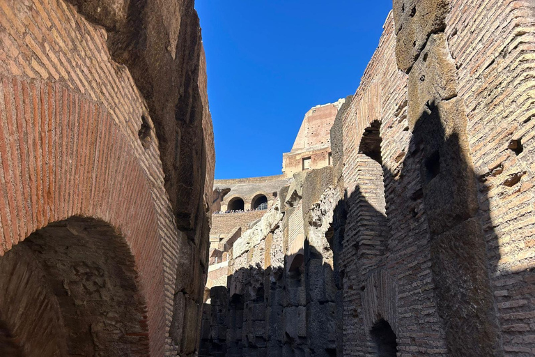 Rome: Colosseum Underground, Arena & Forum Private Tour Rome:Private Colosseum Underground, Arena & Roman Forum Tour