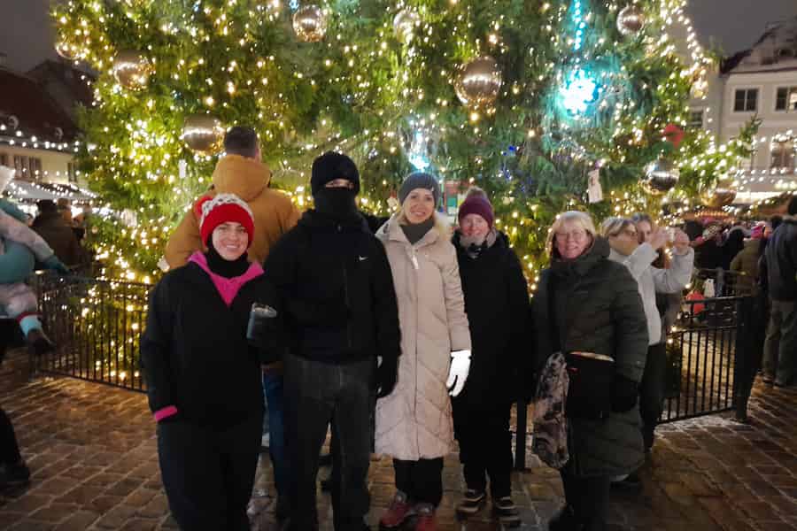 Weihnachtliche Rundgang Tour Tallinn Weihnachtsmarkt. Foto: GetYourGuide Weihnachtliche Rundgang Tour Tallinn Weihnachtsmarkt. Foto: GetYourGuide