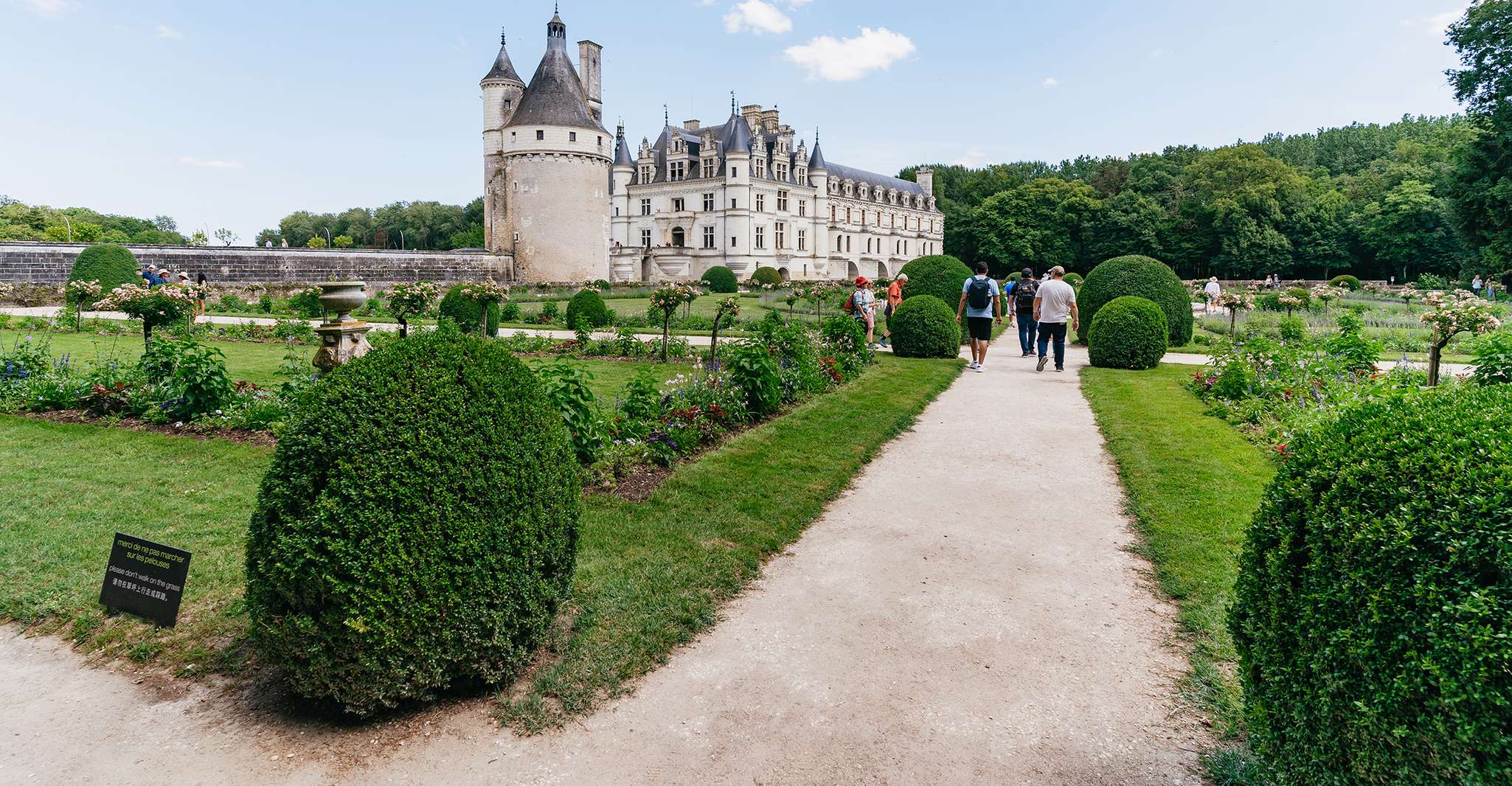 From Paris, Loire Valley Castles Day Trip With Wine Tasting - Housity