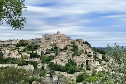 Guide parlant japonais dans le Luberon