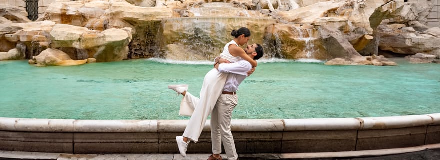 Rome : séance photo à la fontaine de Trevi - Privée et personnalisée