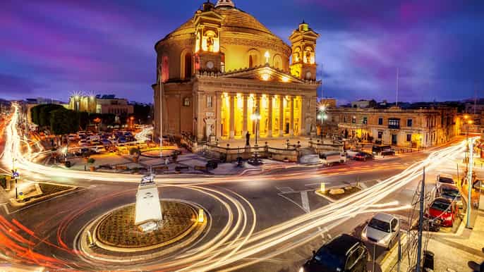 Malta: tour nocturno con espectáculo audiovisual