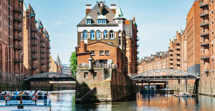 overraskende oplukker Sammenbrud Hamburg: 1.5-Hour Harbor and Speicherstadt Day Cruise | GetYourGuide