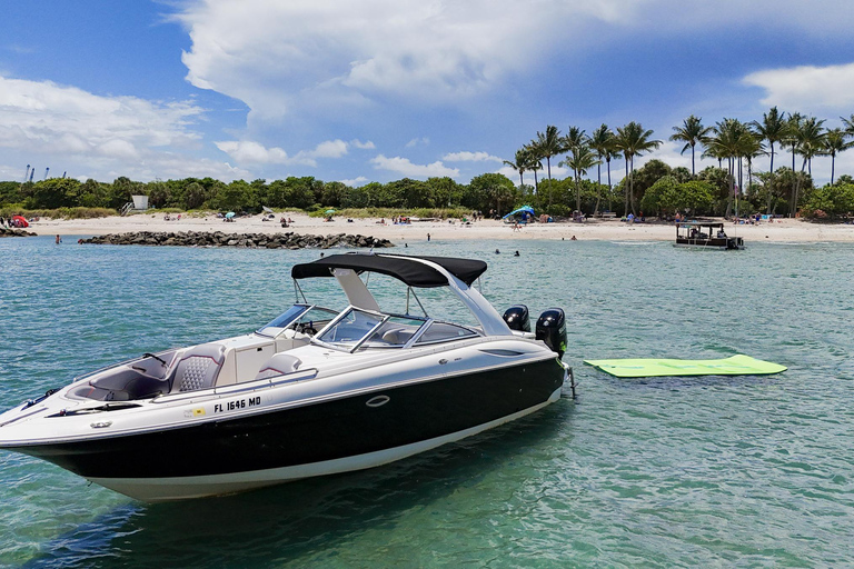 West Palm Beach: Private Boat Tour with a Captain 2 Hour - Private Sightseeing & Island Sand Bar
