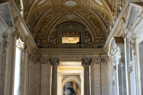 Rome: St. Peter’s Basilica & Underground Tombs Tour Group Tour in French